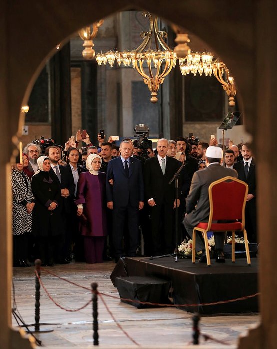 Yeditepe Bienali'nin Ayasofya'da gerçekleştirilen açılışından bir kare